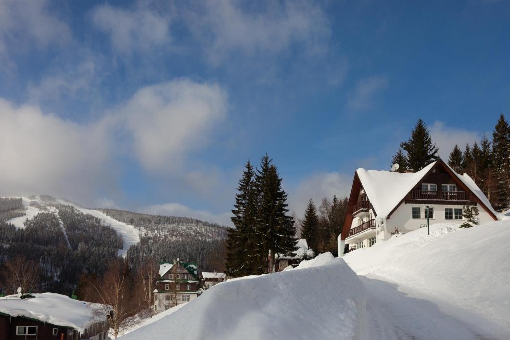 Pension Fuka Spindleruv Mlyn Exterior photo